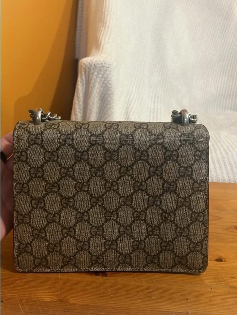 Gucci GG Supreme Crossbody Shoulder Bag in Beige and Red Trim